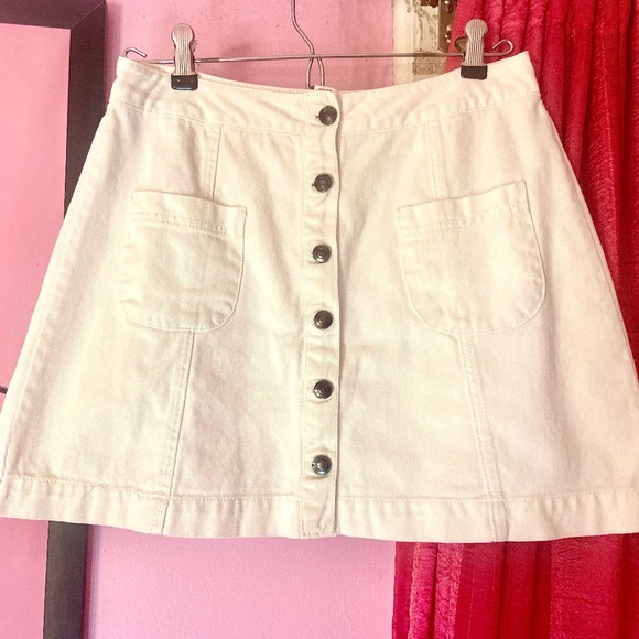 Forever 21 Y2K White Denim Mini Button up Skirt Front Pockets Women’s Medium - Picture 3 of 6